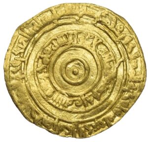 gold dinar from the illustrious Fatimid Caliphate, issued under the reign of Nizar Abu al-‘Aziz billah (365–386 AH / 975–996 CE). Struck in the year 381 AH (corresponding to approximately 991–992 CE) at the distinguished mint of al-Mansuriyah, this remarkable coin stands as a testament to the artistic brilliance and economic strength of one of the most influential Islamic dynasties of the medieval era.